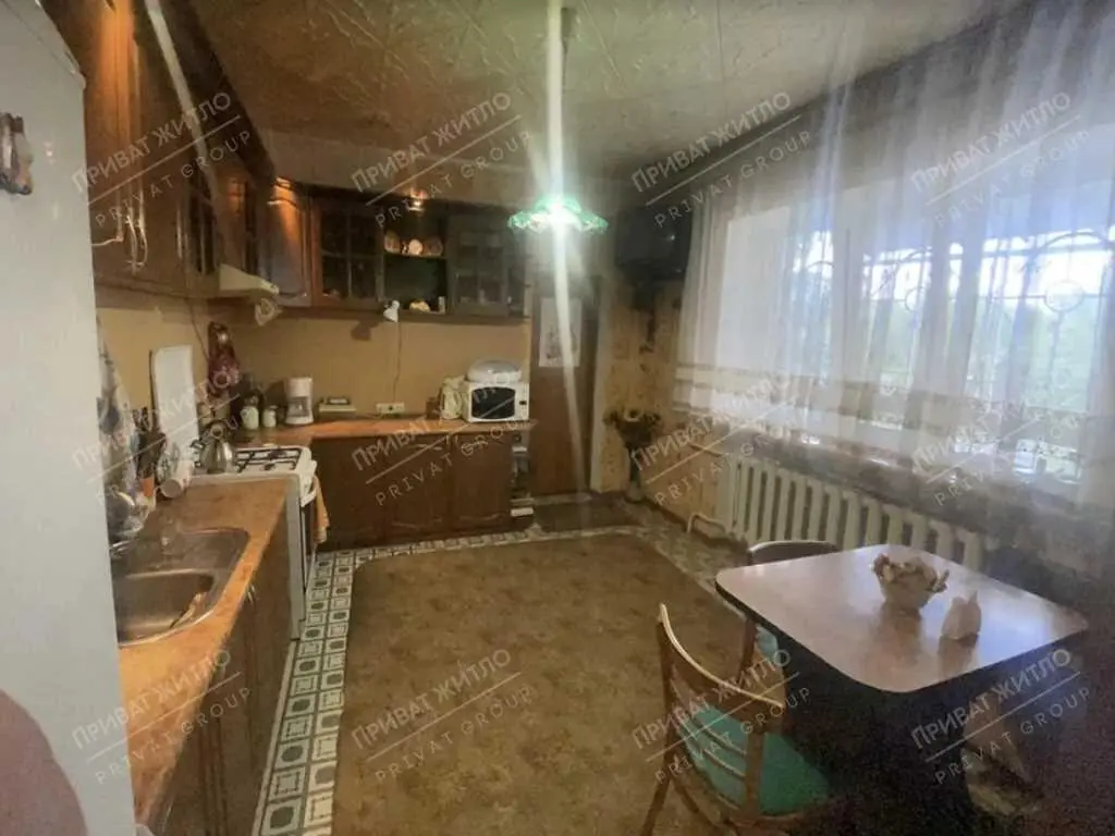 Просторий, добротний будинок в Супрунівці!