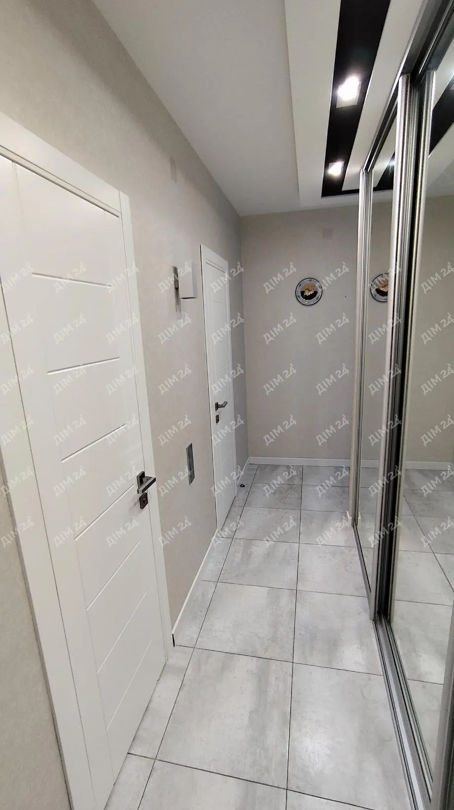 Ви заслуговуєте на краще, панорамна квартира в центрі чекає на вас!