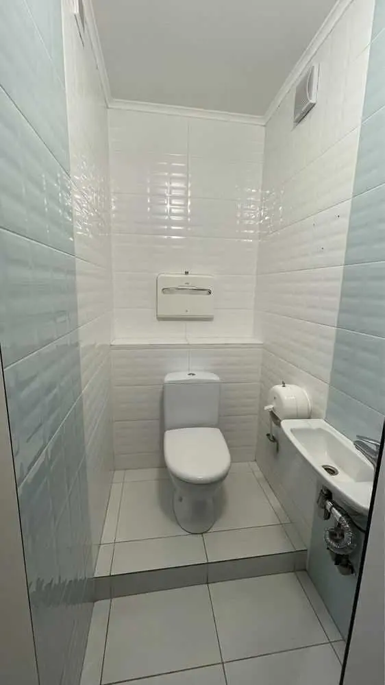  Ваш новий бізнес-простір у серці міста- ідеальні умови для роботи.