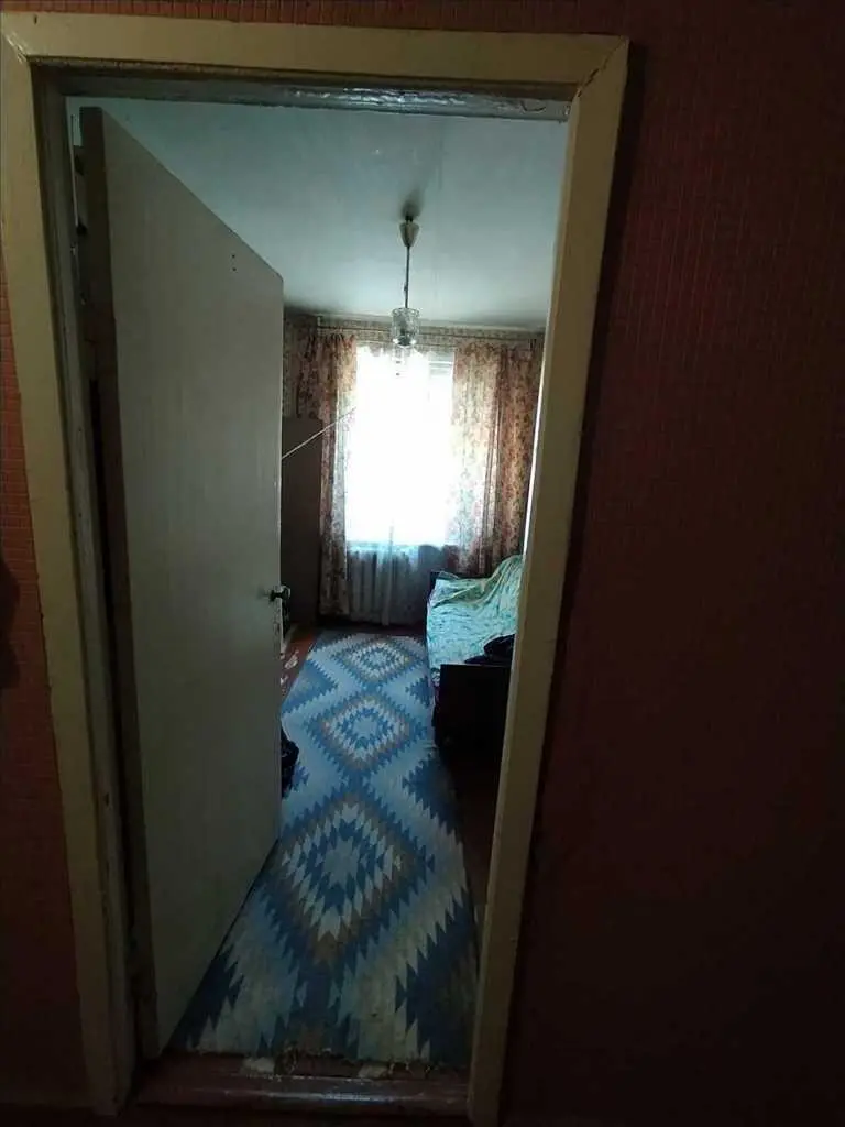 Трикімнатна квартира. Алмазний