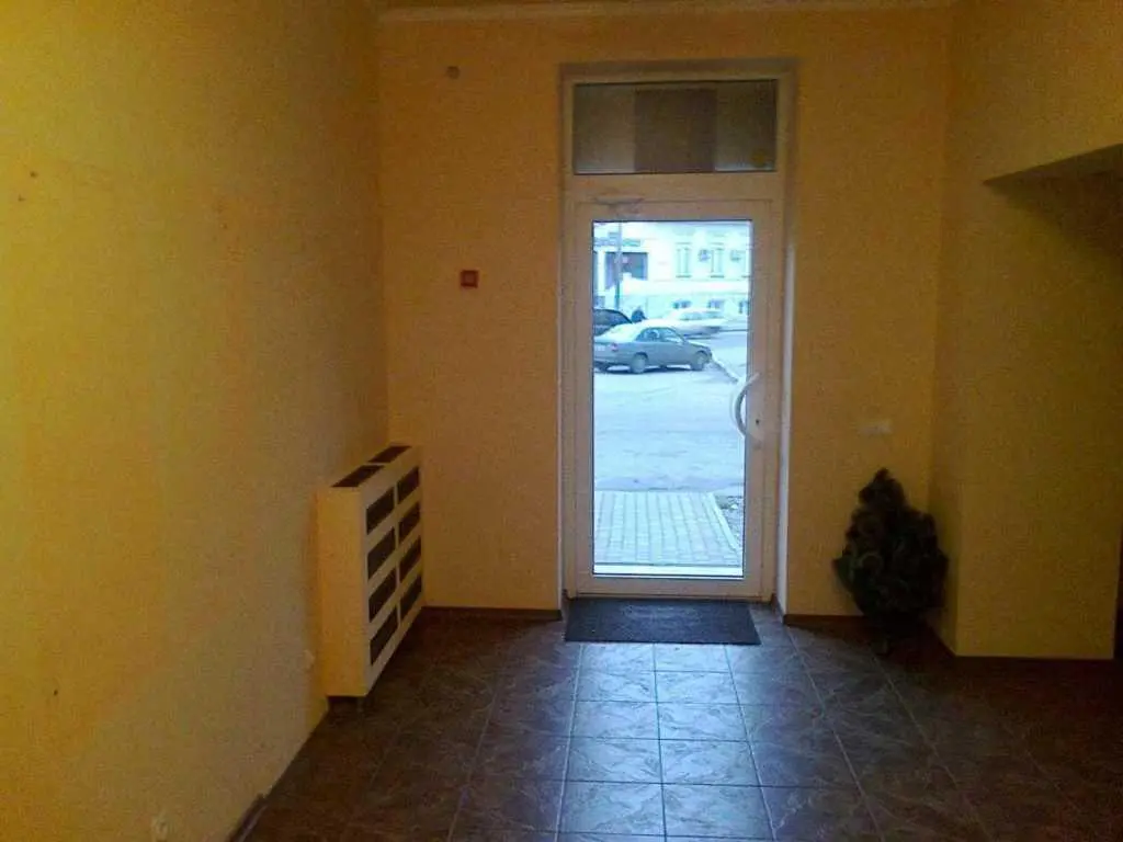 Продаж нежитлового приміщення в самому серці Полтави на вулиці Юліана Матвійчука.