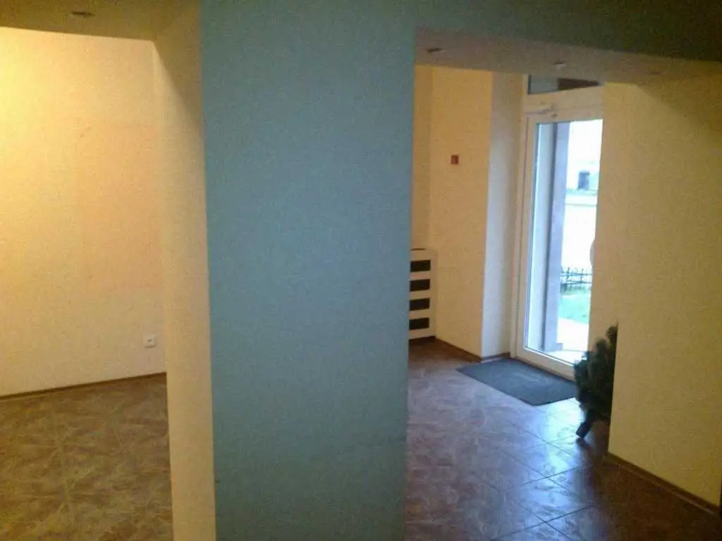 Продаж нежитлового приміщення в самому серці Полтави на вулиці Юліана Матвійчука.