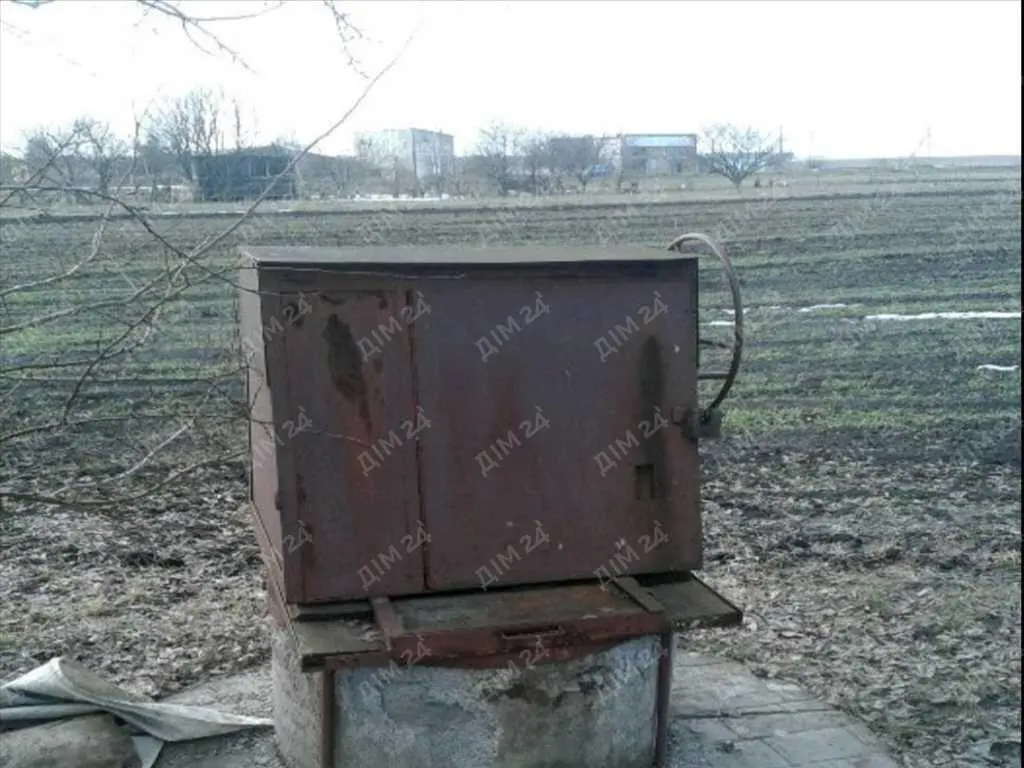 Ділянка в Абазівці на асфальтованій вулиці. 