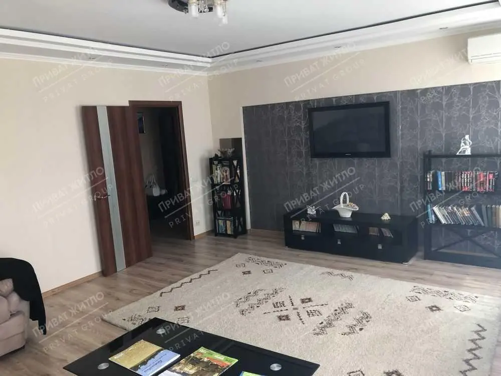 Продаж 3 кімнатної квартири по вул.Соборності