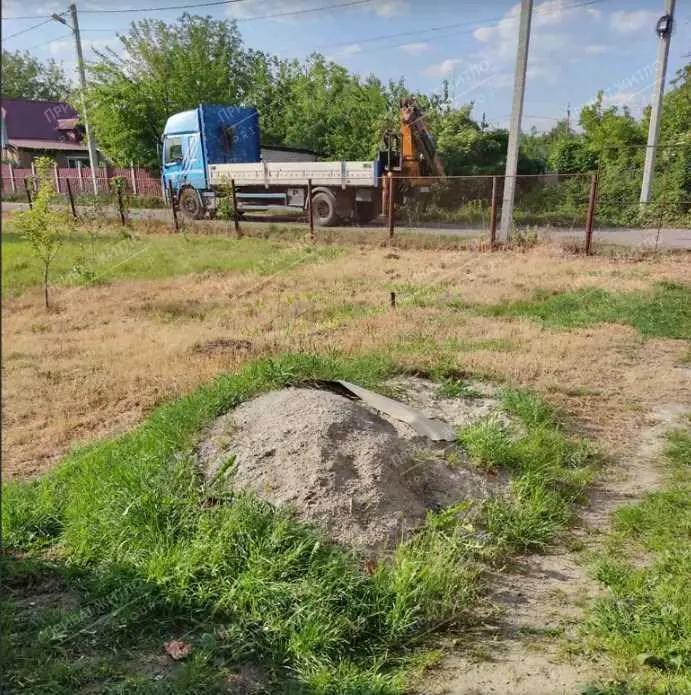  Пропонуємо Вам  земельну ділянку площею 8 соток на вул. Новаторській (Лісок)