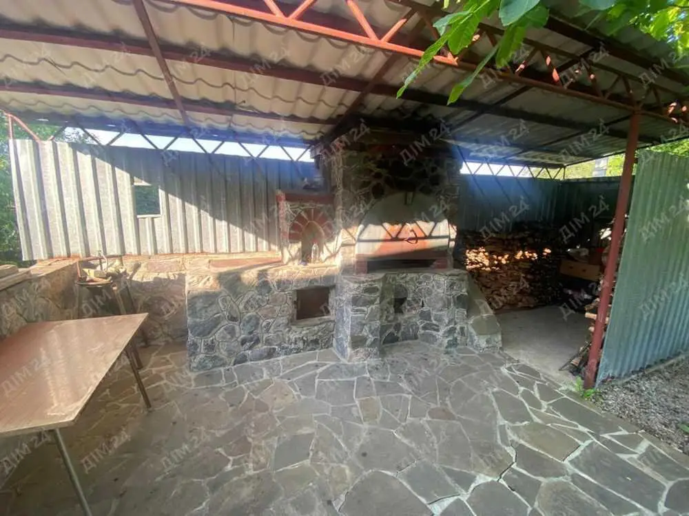 Доглянутий будинок район Павленківської площі.