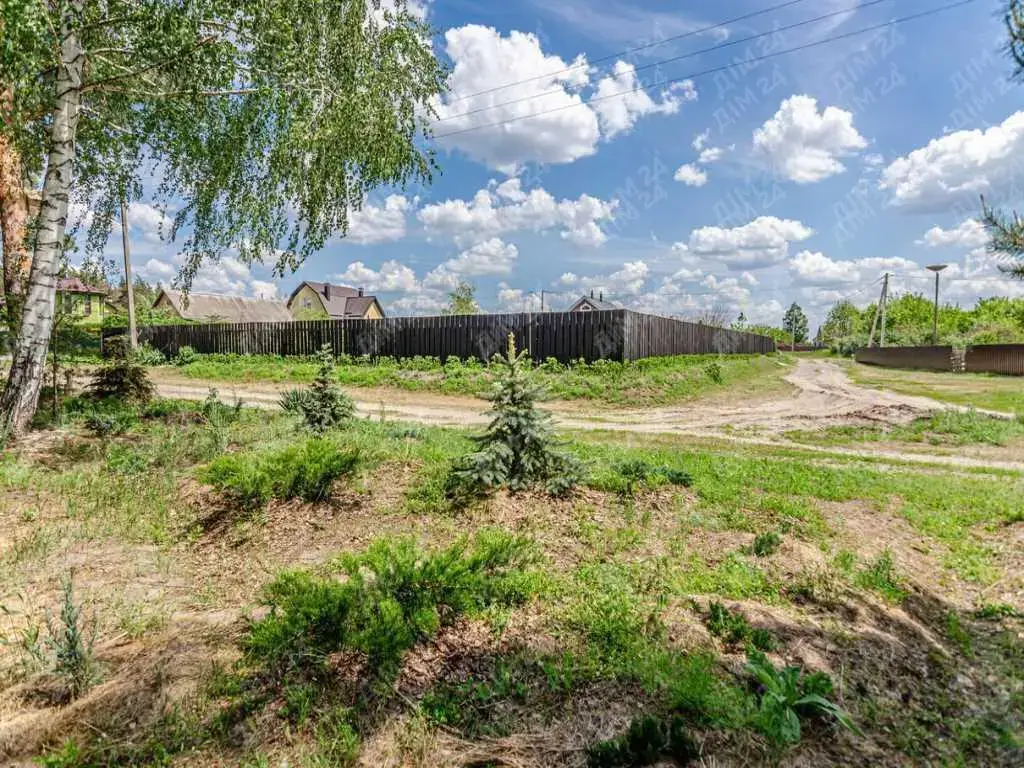 Чудовий будинок поруч з лісом поруч з Полтавою.