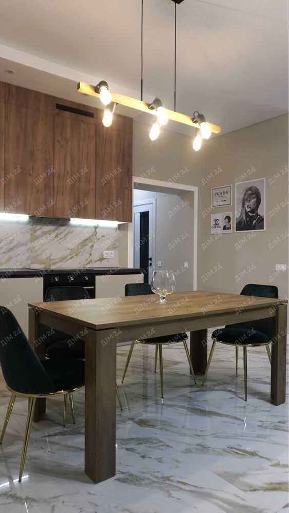 Будинок в центрі Полтави (район школи №5)