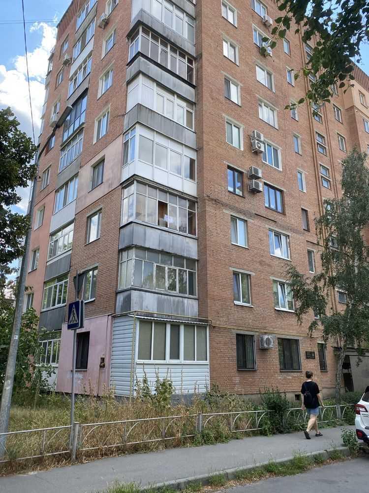 Видова 3-кімнатна квартира в Центрі