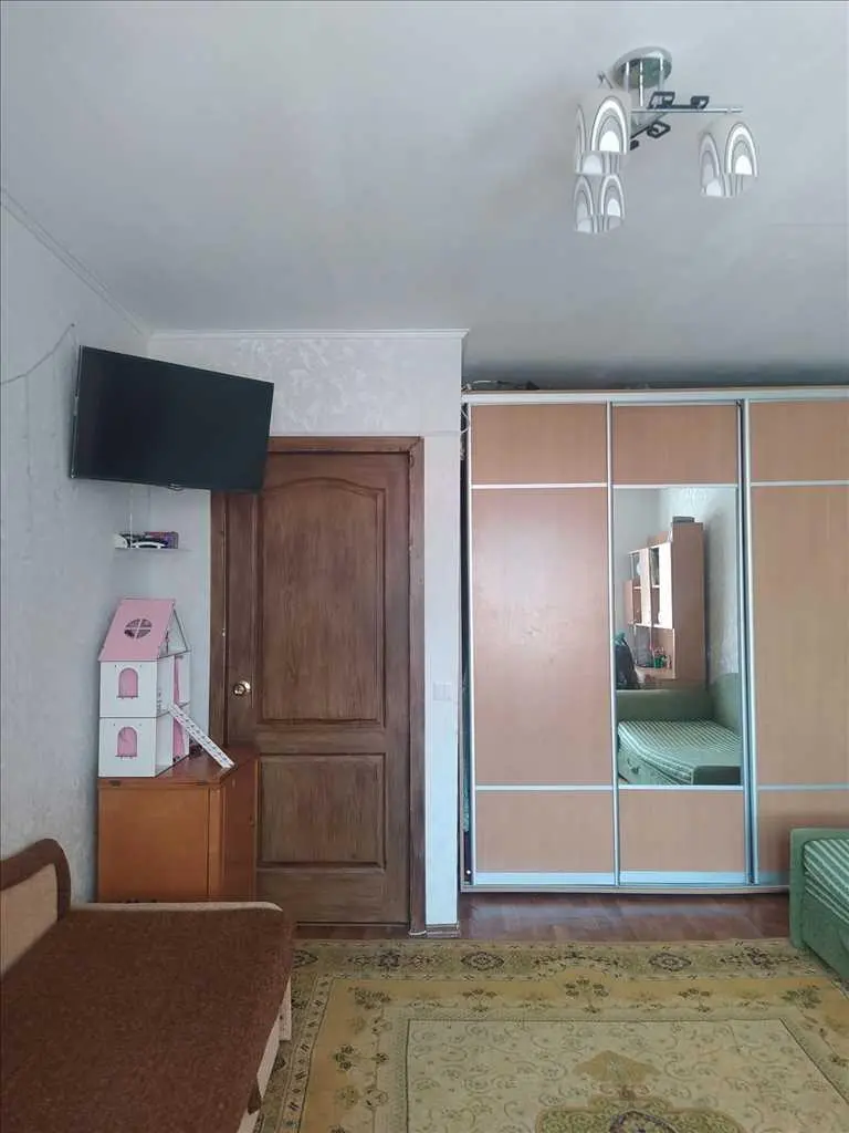 Простора квартира на Леваді.