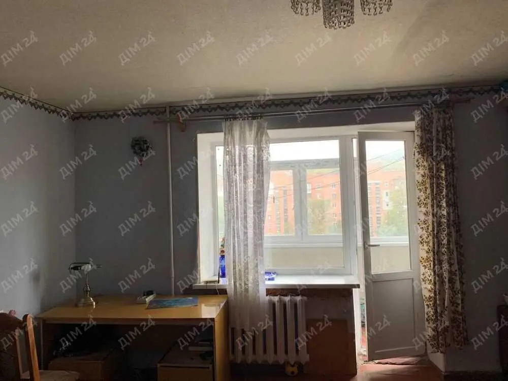 Трикімнатна квартира на Подолі