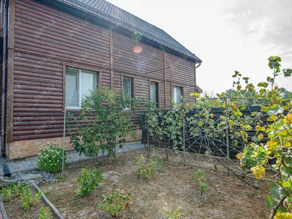 Просторий дуплекс із душею — Ваш ідеальний дім у селі Гора, до Полтави 10 хвилин машиною!