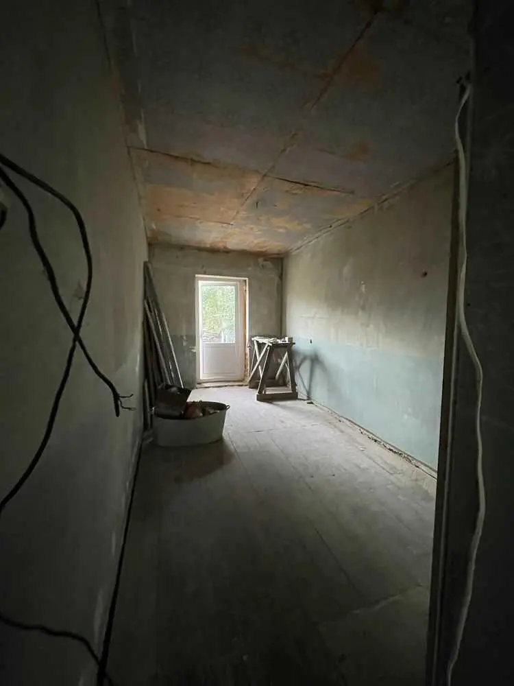 Чатина будинку з окремим двором на Горбанівці