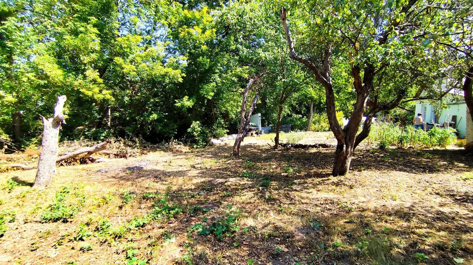 Пів будинку в районі стадіону Ворскла 