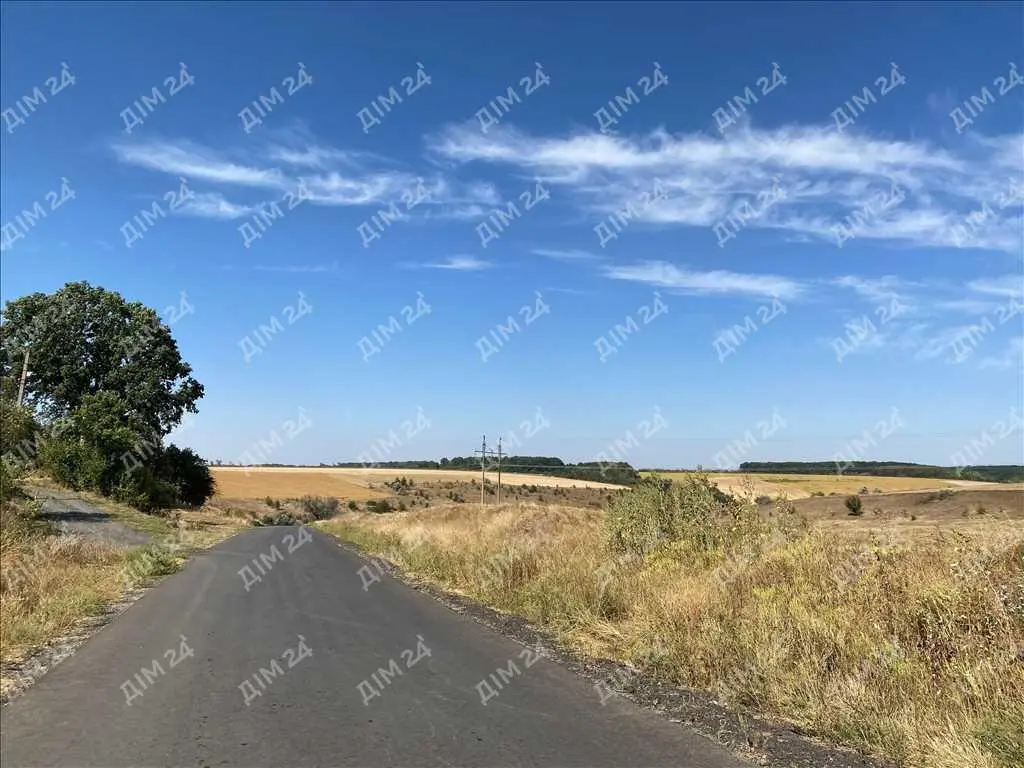 Будинок у мальовничому місці у с.Мачухи.