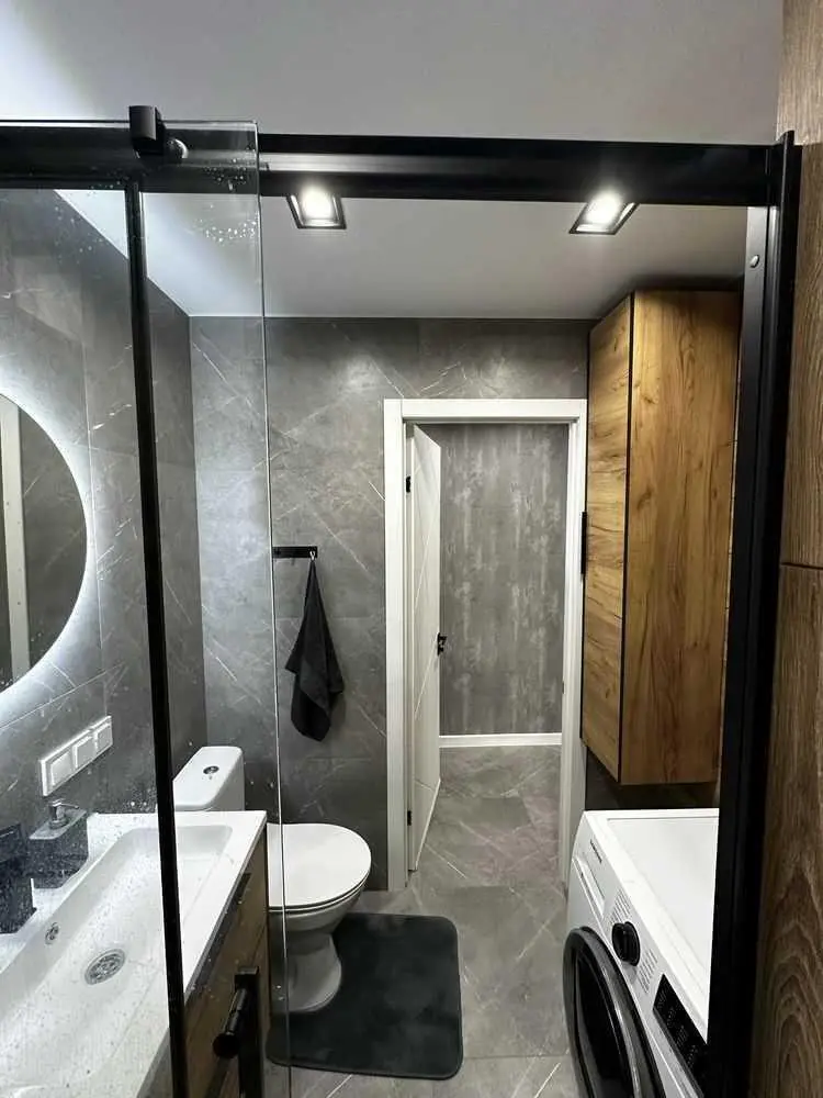 Трикімнатна квартира з євроремонтом