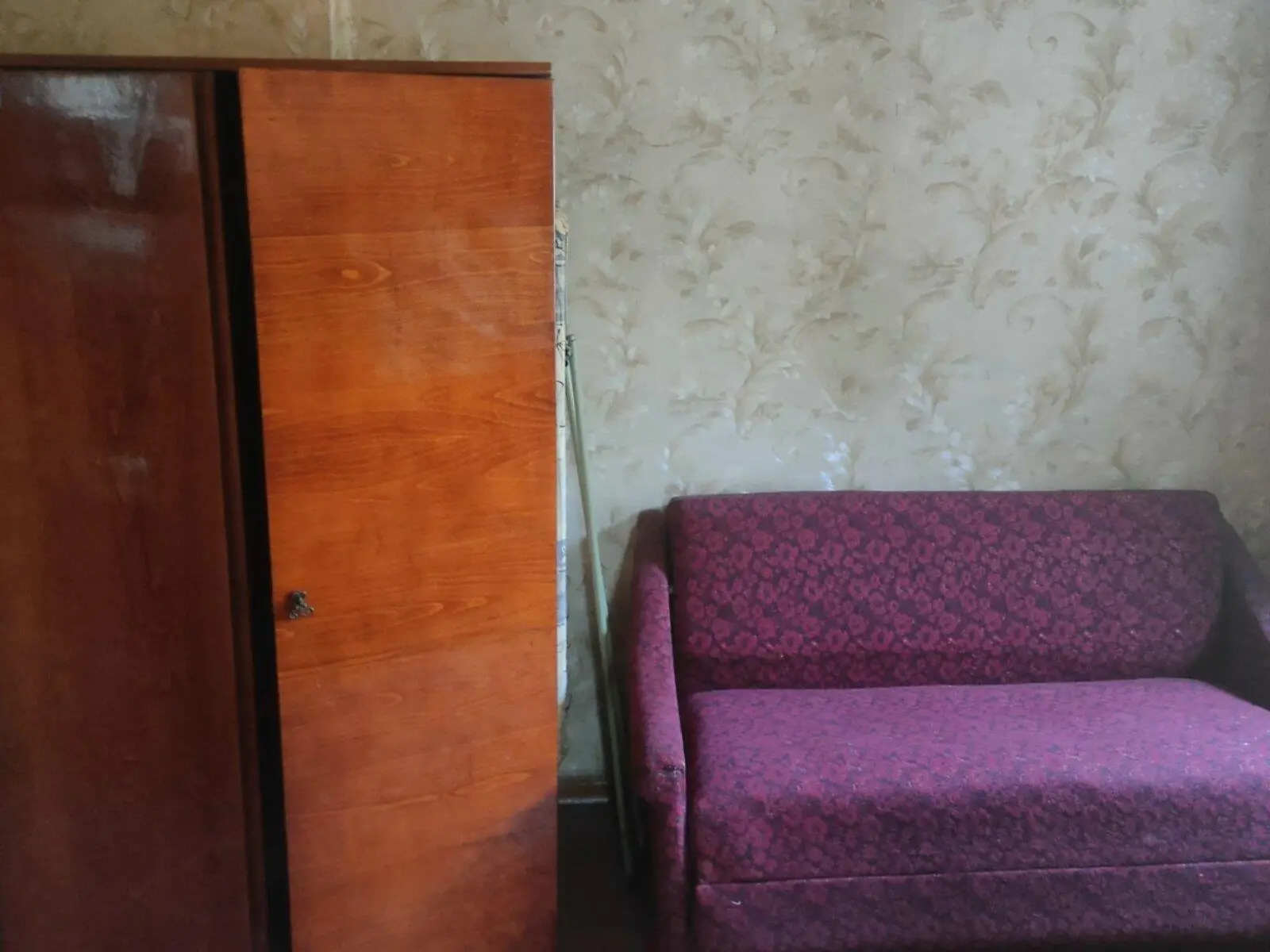 Окремий будинок, Дальні Яківці