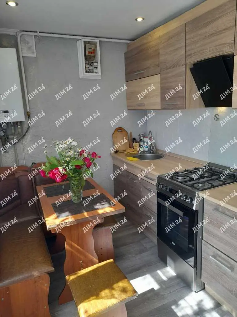 Окремий будинок в центральній частині міста