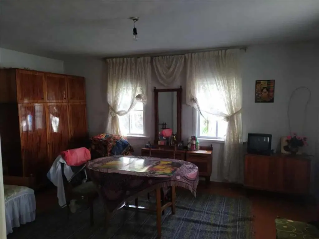 Гарний будинок в селі Руденківка Новосанжарського району