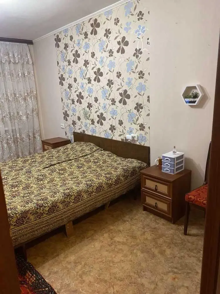 Трикімнатна квартира на Боженка. 