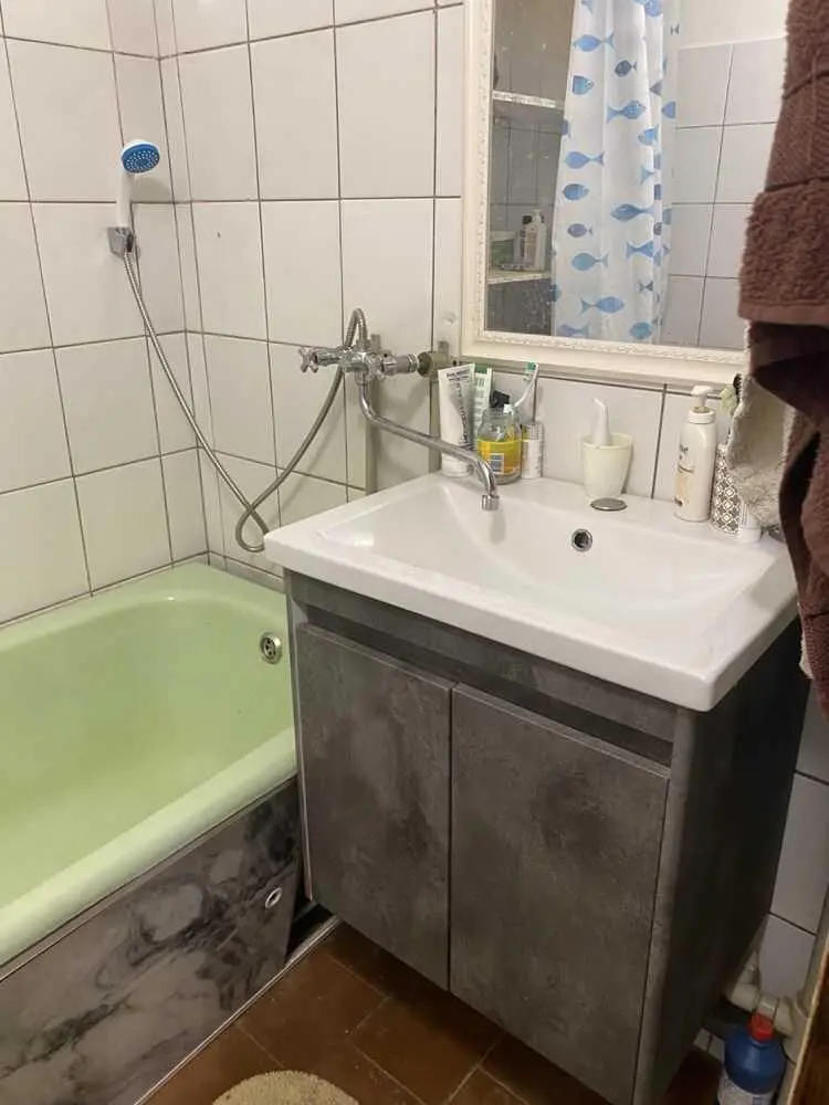 Трикімнатна квартира на Боженка. 