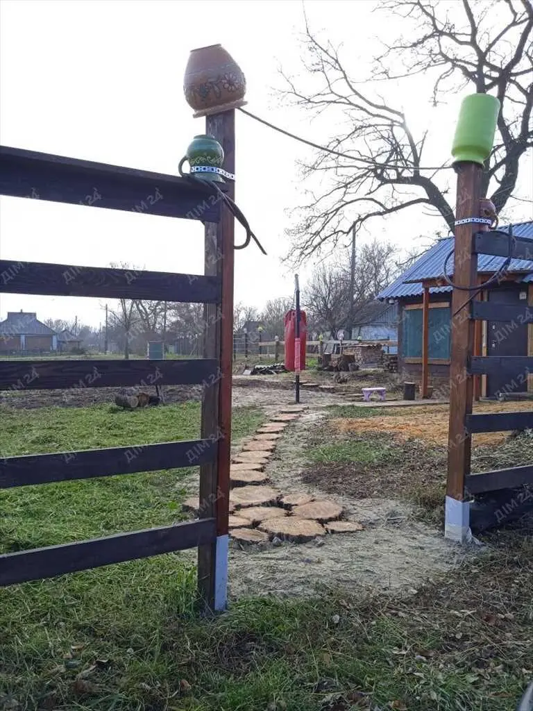 Затишний будиночок біля річки!