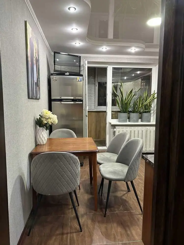 У продажі 2-х кімнатна квартира р-н Алмазний