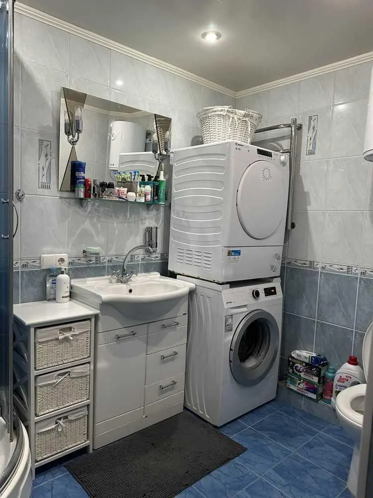 У продажі 2-х кімнатна квартира р-н Алмазний