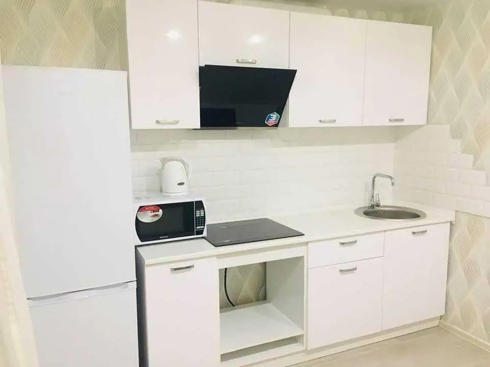 Видова однокімнатна квартира на Садах!