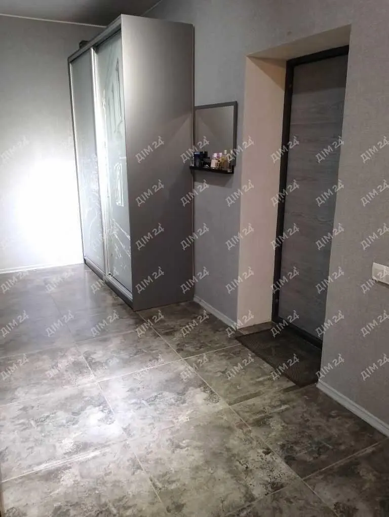 Просторий будинок в мальовничому місці Полтави – ваш ідеальний дім!