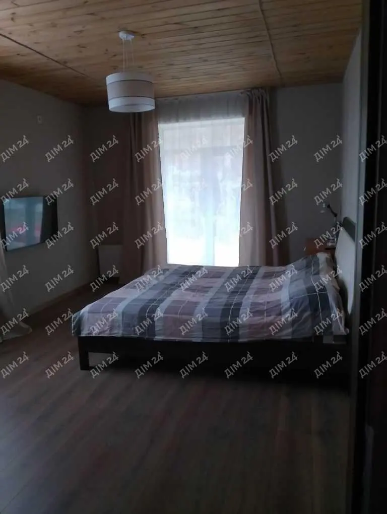 Просторий будинок в мальовничому місці Полтави – ваш ідеальний дім!