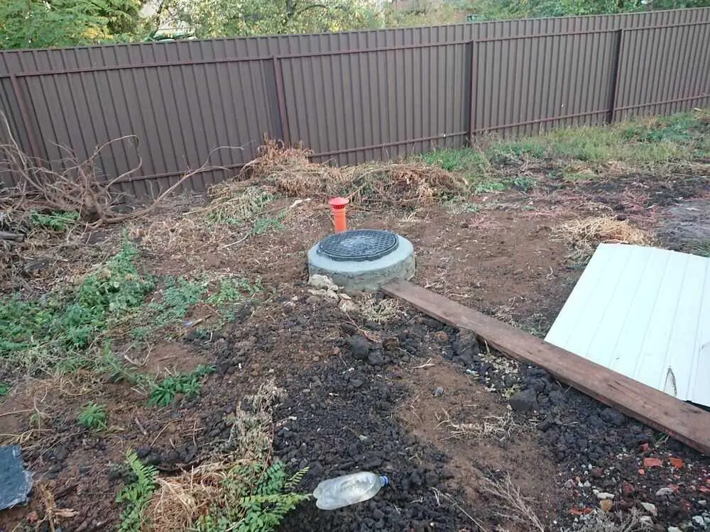 Цегляний будинок з комунікаціями