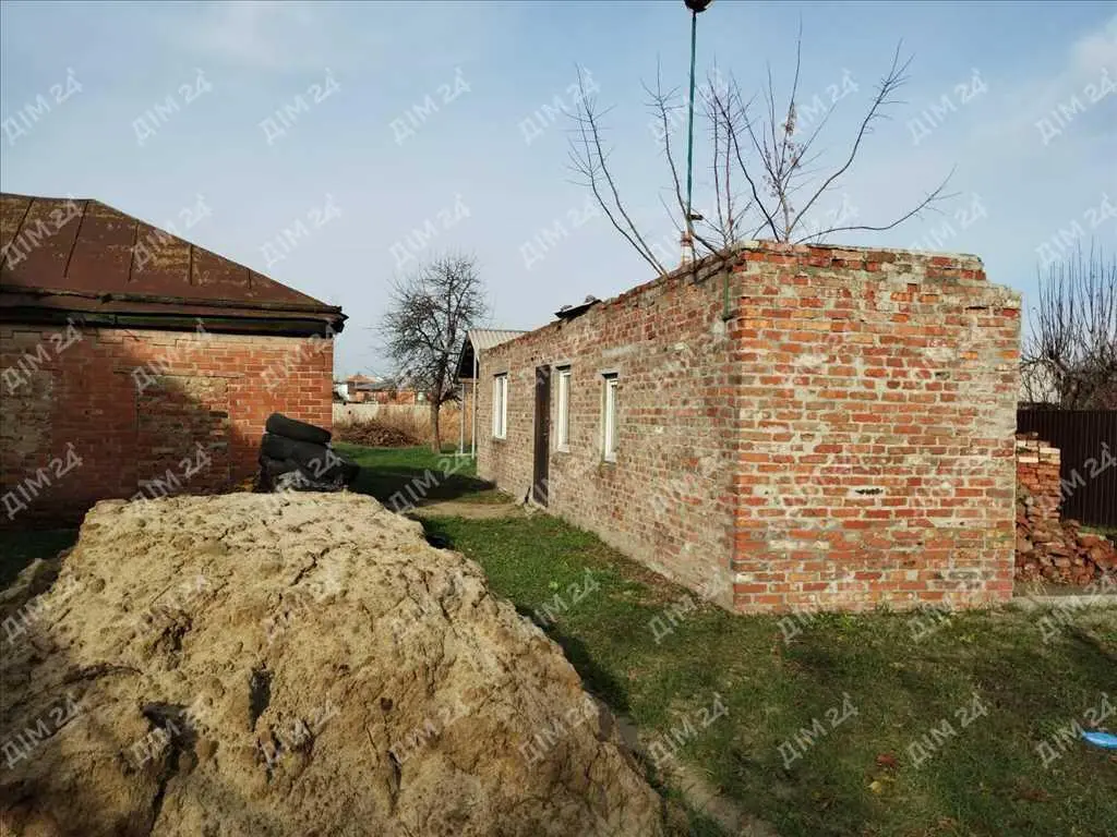 Будинок недобудований у м. Полтава.