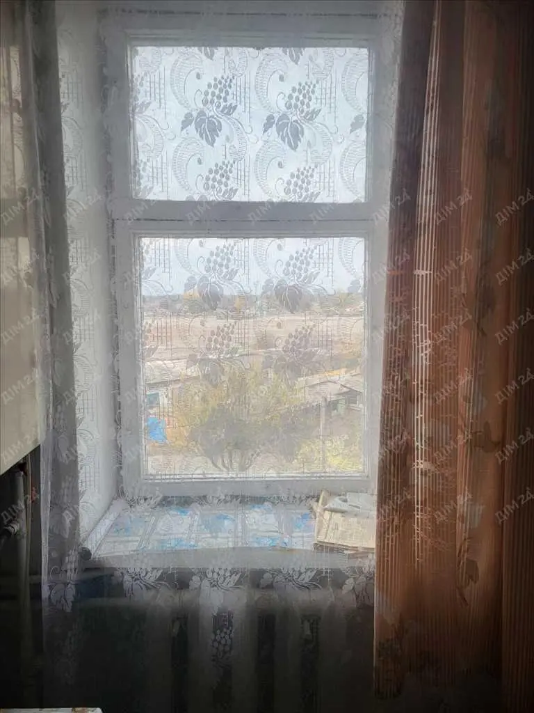 Однокімнатна квартира в с. Ланна Карлівського района