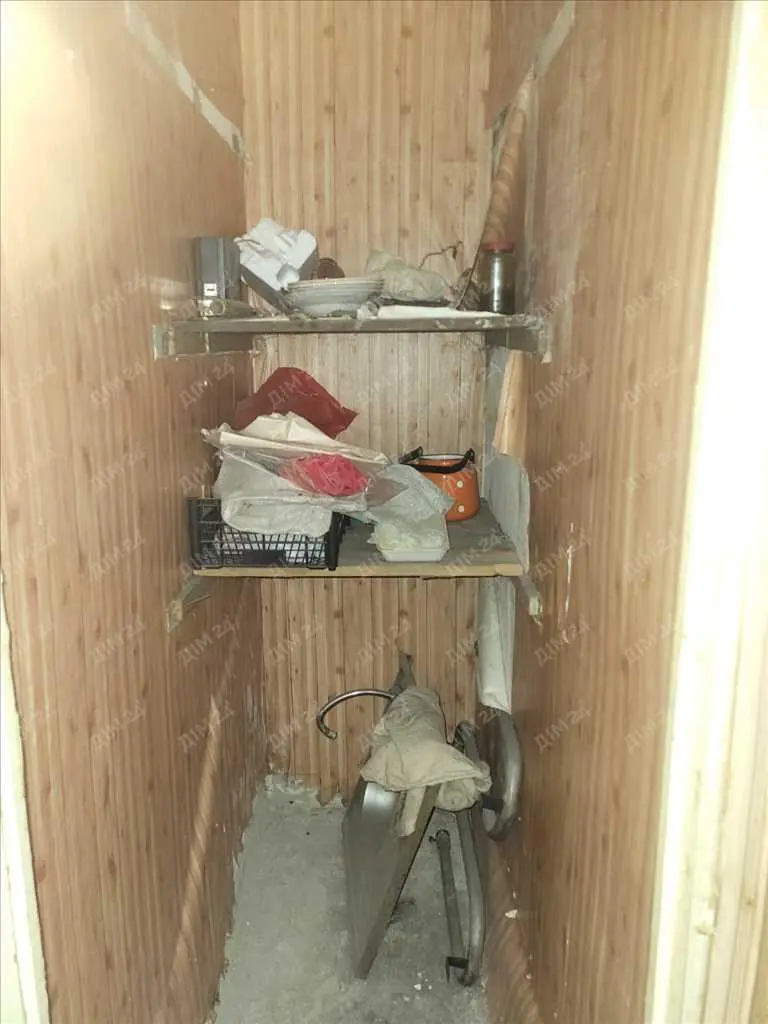 Однокімнатна квартира в с. Ланна Карлівського района