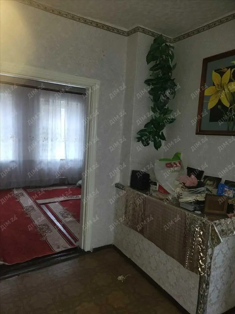 Будинок в місті Карлівка