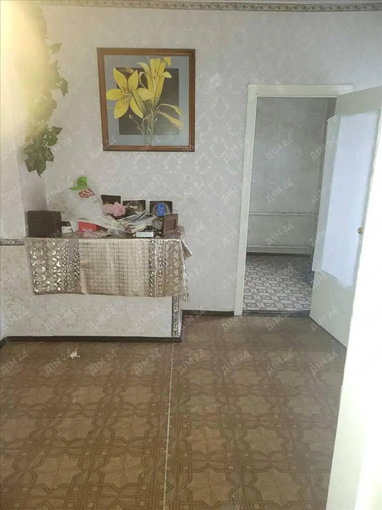 Будинок в місті Карлівка