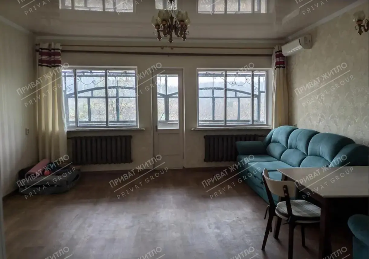 Окремий будинок в місті