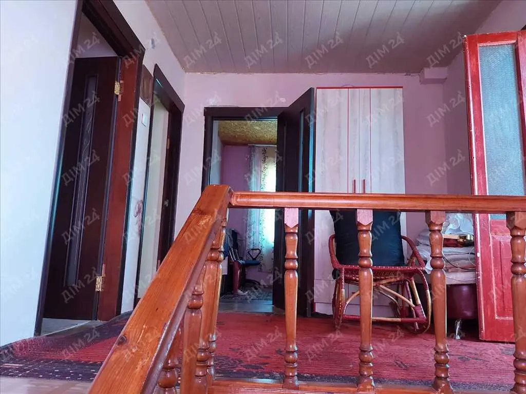 Двоповерховий будинок в с.Михайлівка