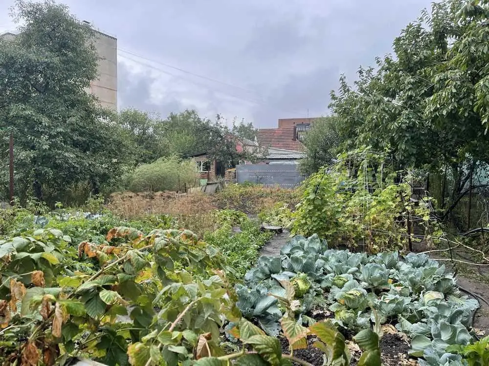 Продаж частини будинку з окремим двором у Полтаві!