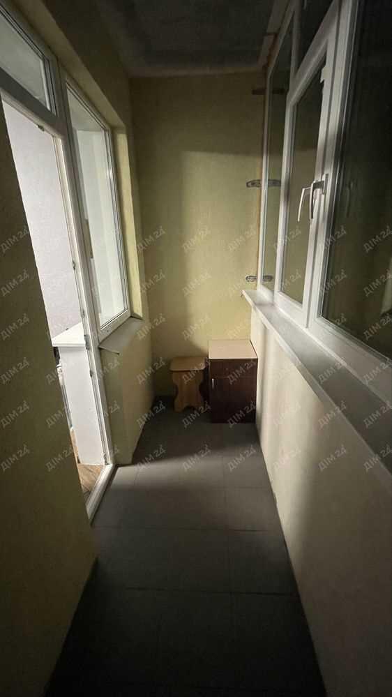 Трикімнатна квартира на Розсошенцях в ЖК Садовий