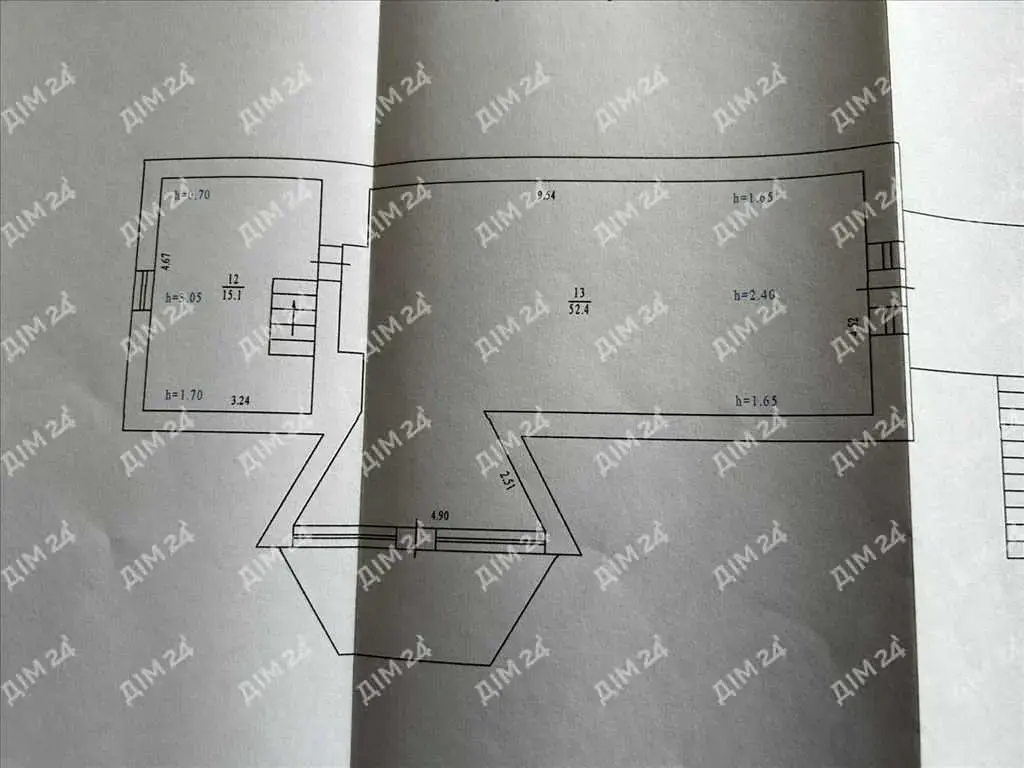Сосни на ділянці, річка та пляж за воротами. Пошук закінчено!