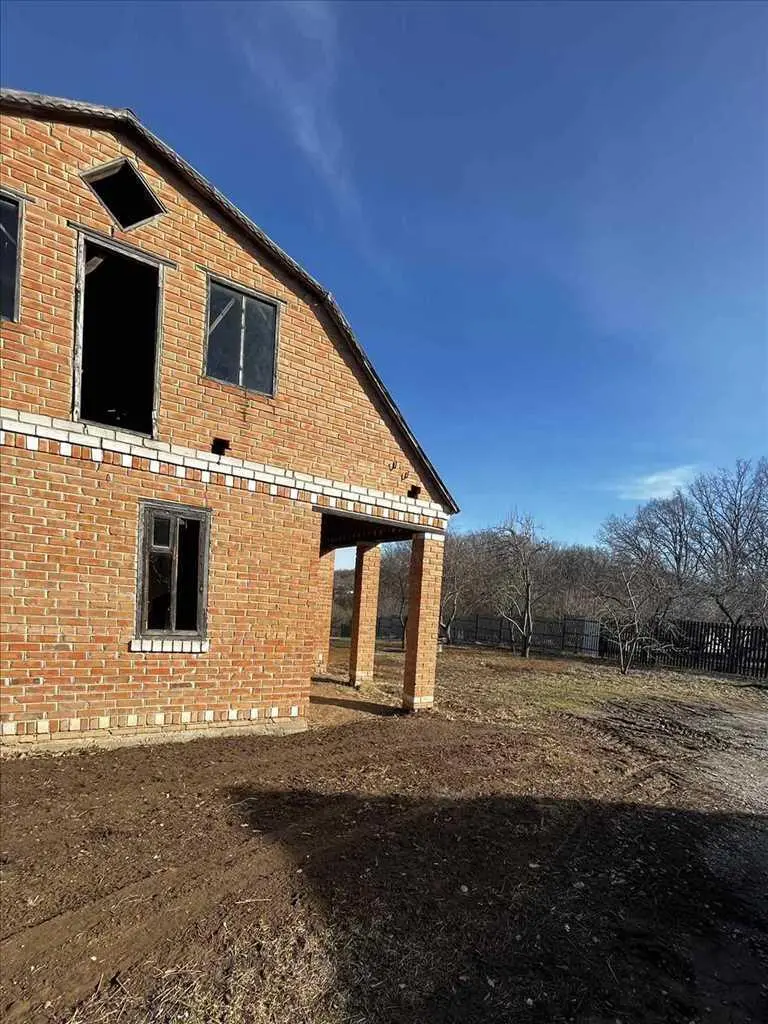 Земельна ділянка у райському місті