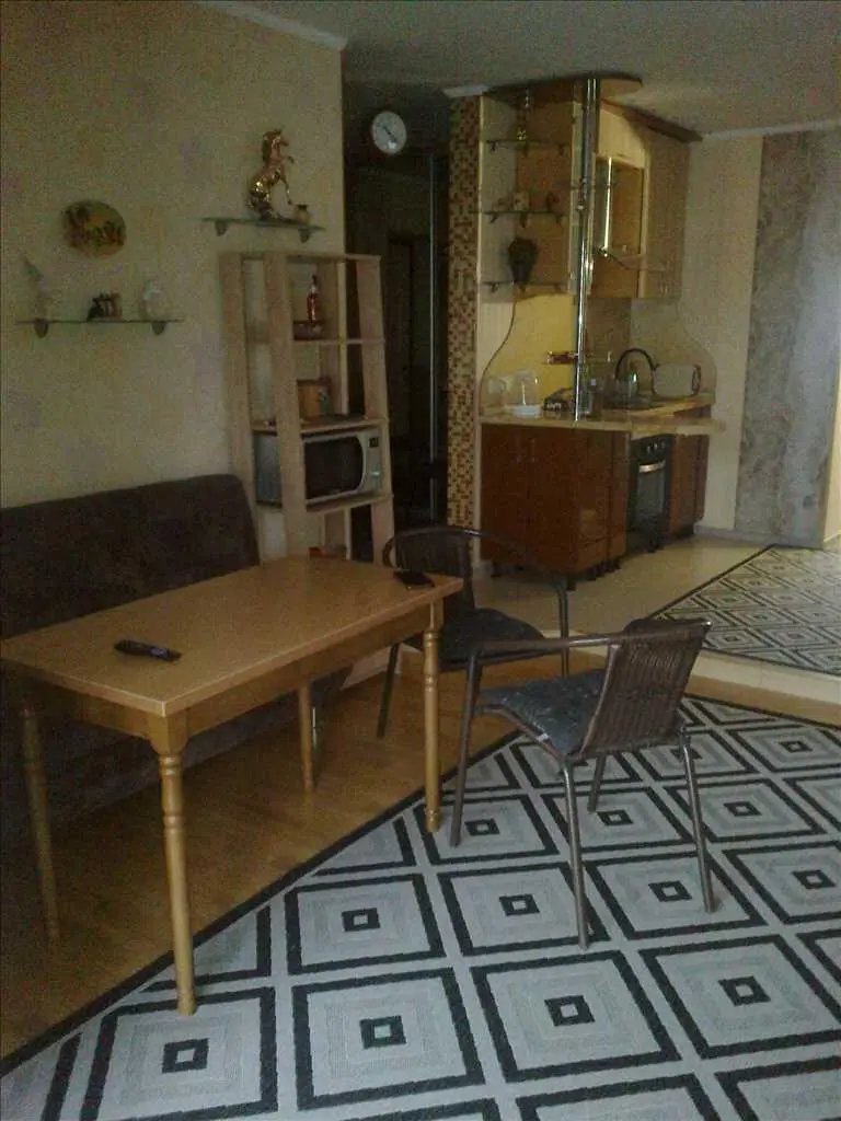 Шикарна квартира 100 м2  в місті  Карлівка