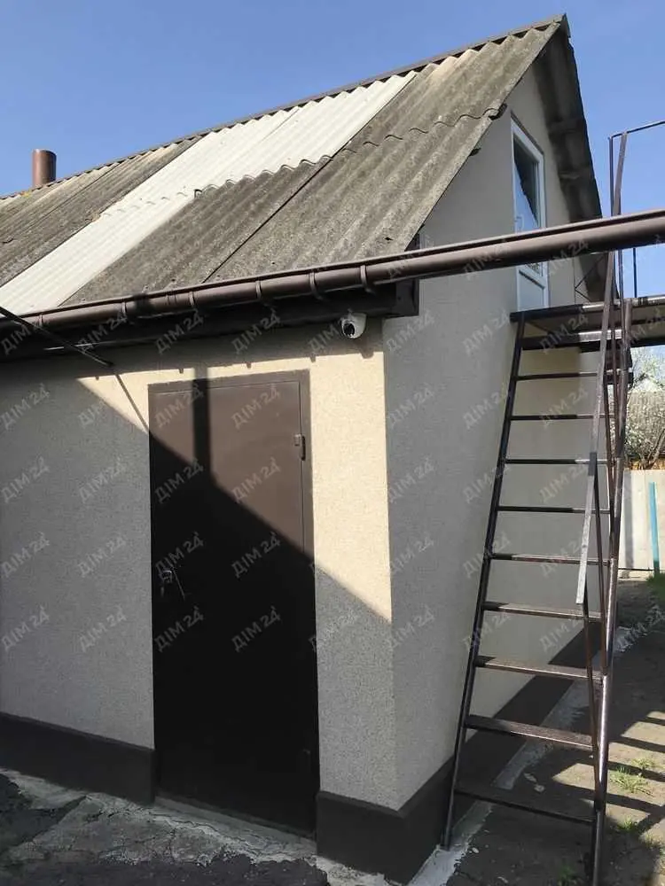 Будинок 30 км від Полтави