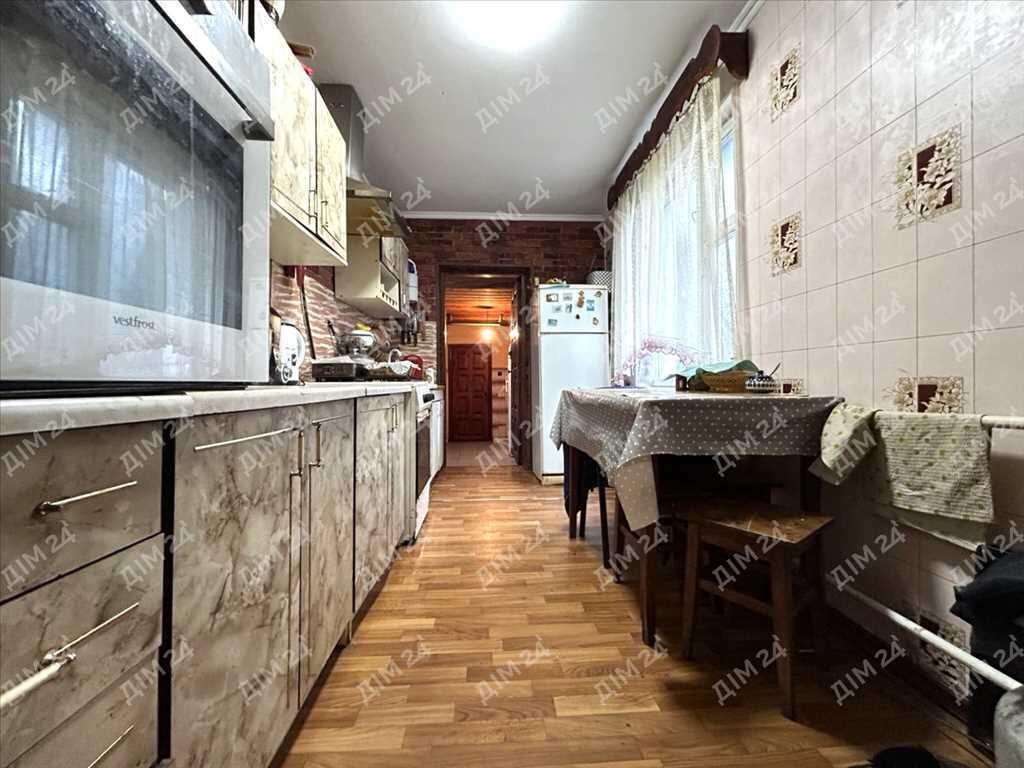 Заміський будинок в живописній місцині!