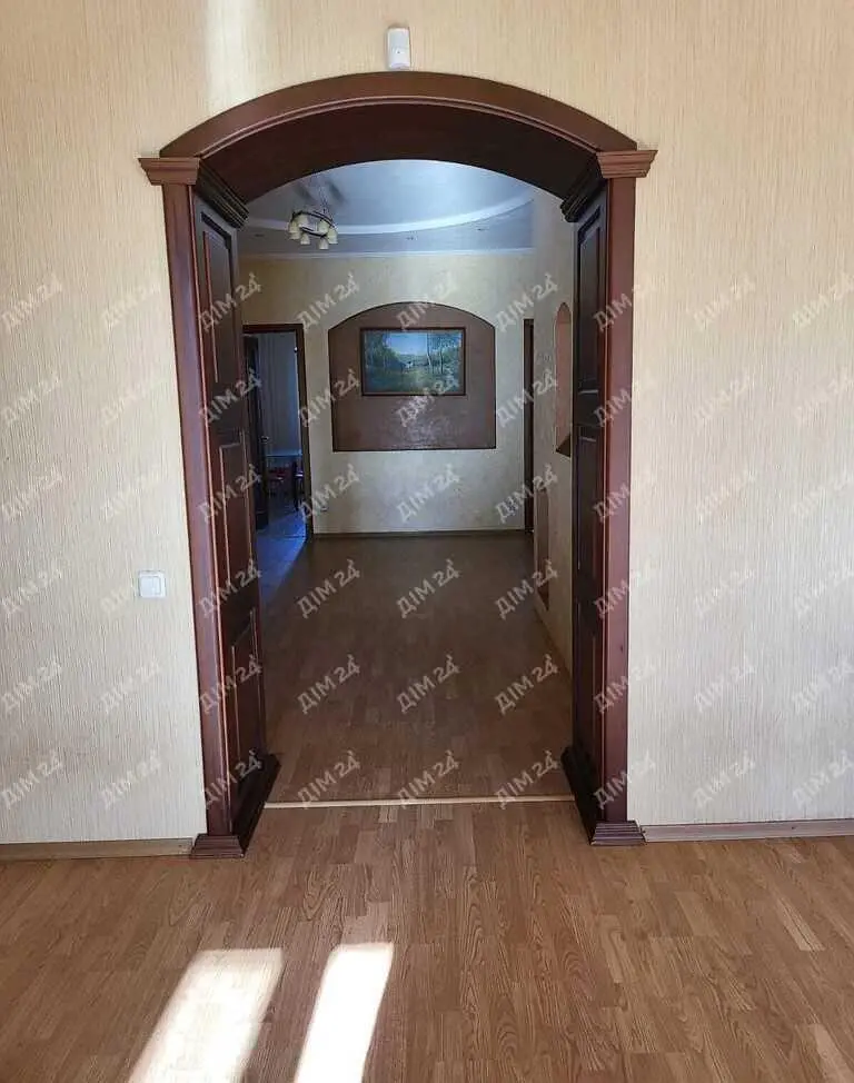 Трикімнатна квартира в центрі міста