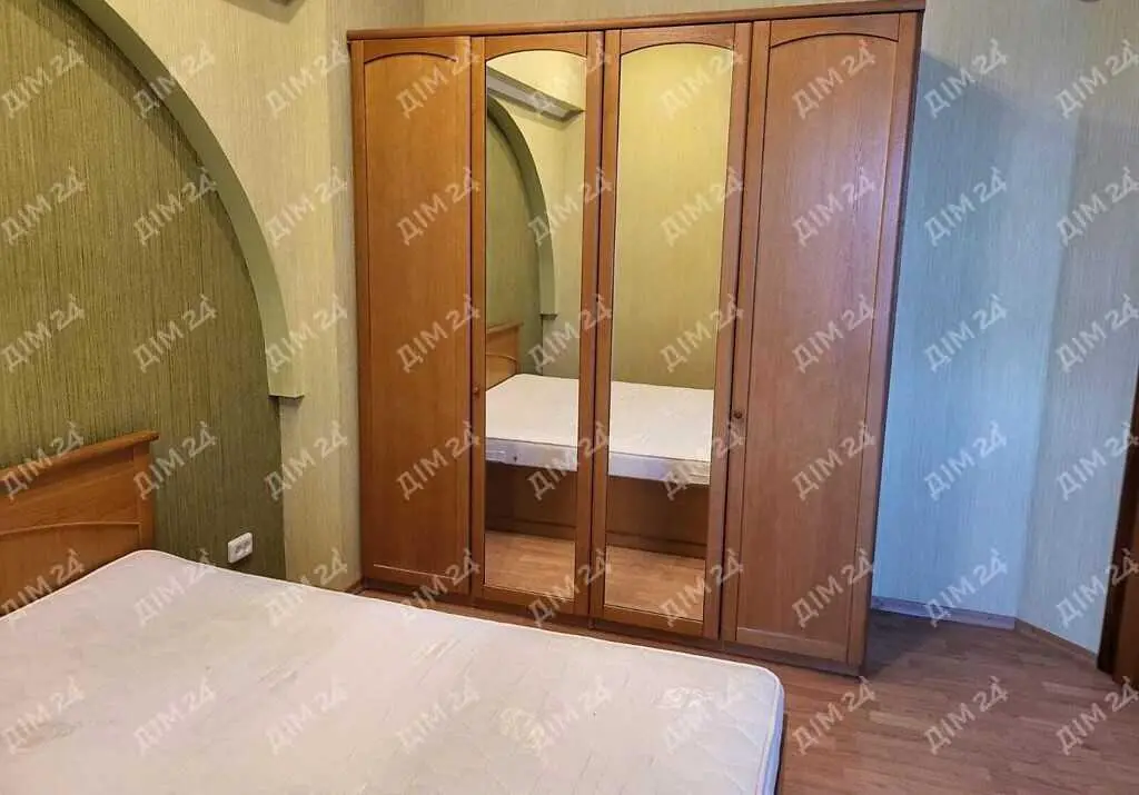 Трикімнатна квартира в центрі міста