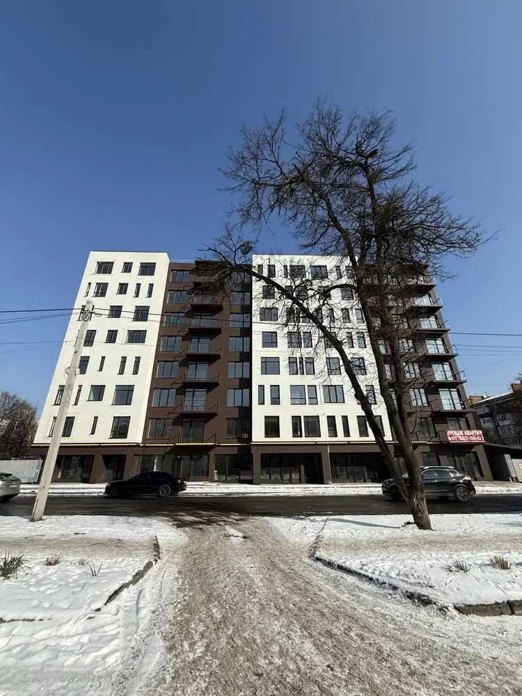 Трикімнатна квартира в новобудові!

