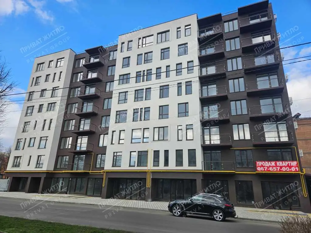 Продаж трикімнатної квартири в ЖК "Оскар"